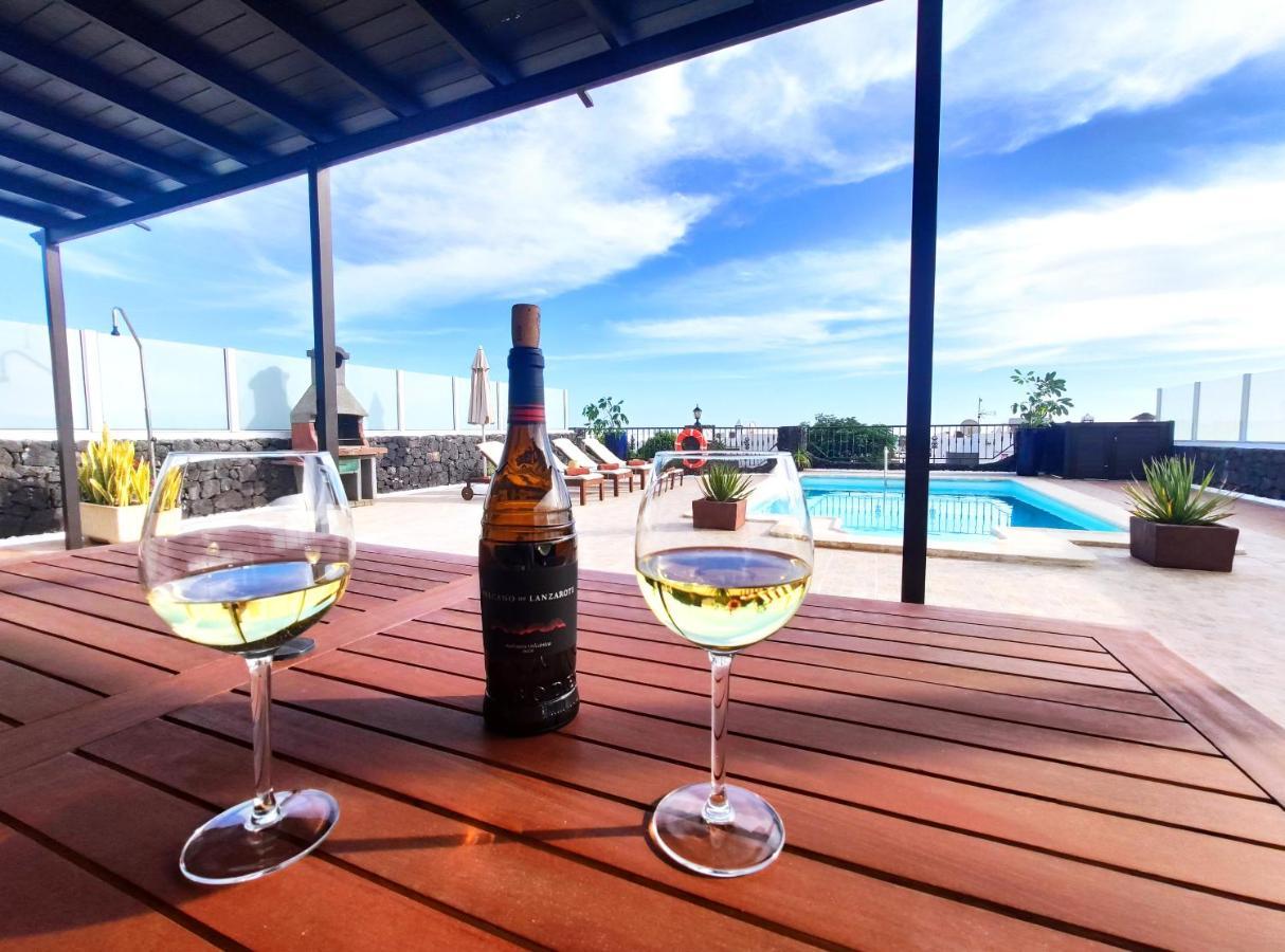 Villa 21 Puerto del Carmen  Bagian luar foto