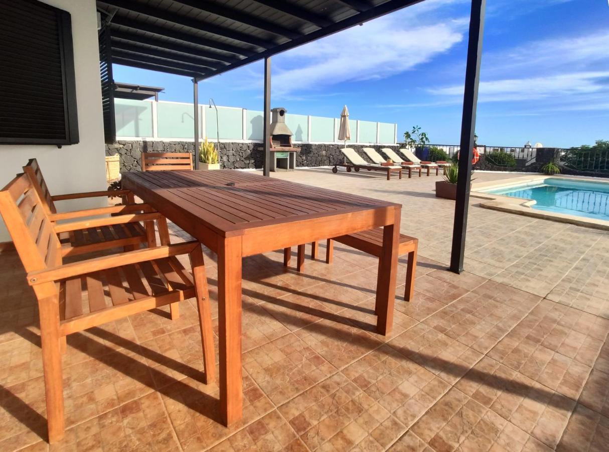 Villa 21 Puerto del Carmen  Bagian luar foto