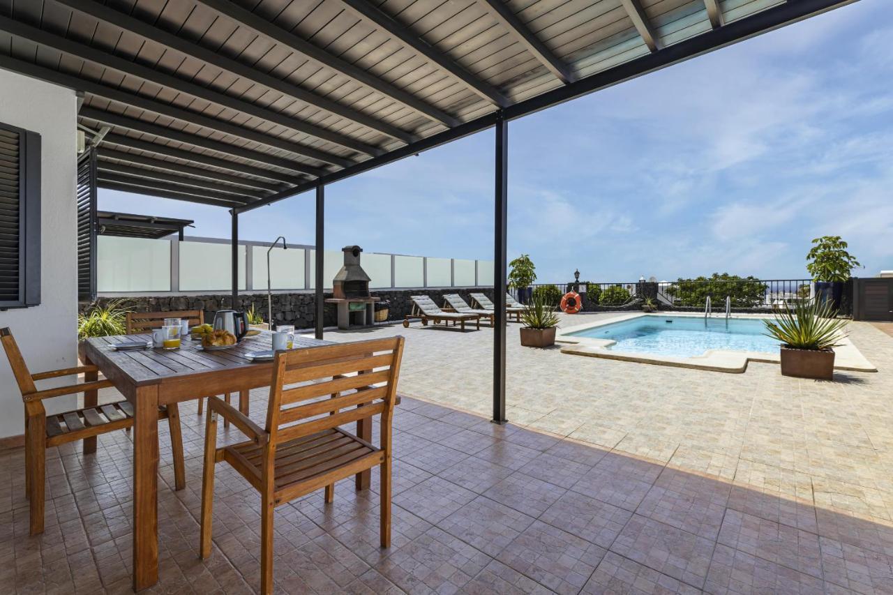 Villa 21 Puerto del Carmen  Bagian luar foto